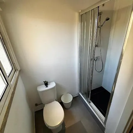 The Crespo House 2d - Comfortable Guest house *
